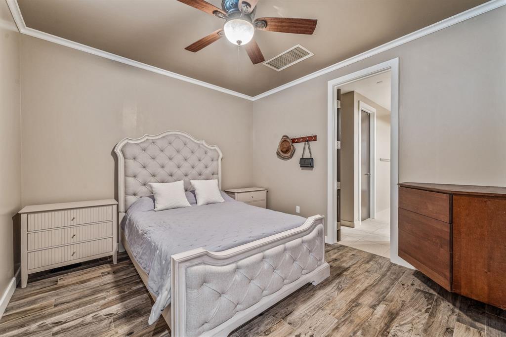 One Montgomery Plaza Residence Condo - Residential