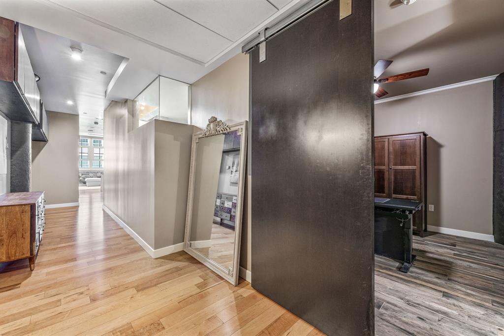 One Montgomery Plaza Residence Condo - Residential