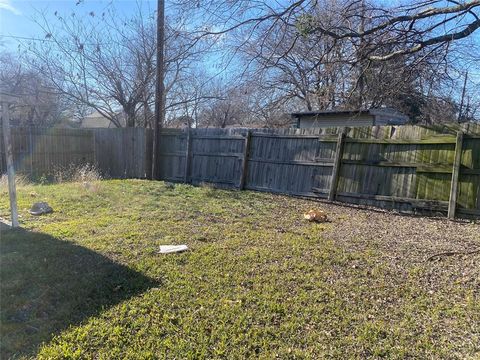 A home in Waxahachie