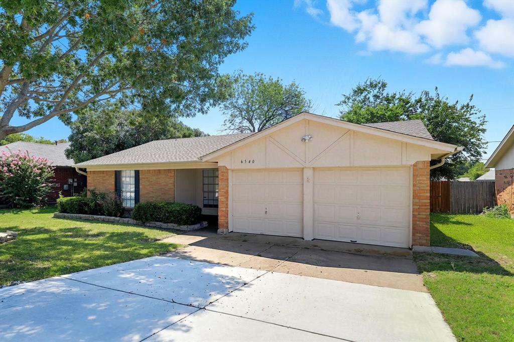 6540 Meadowlark Lane E