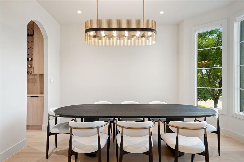 6912 CRYSTAL FALLS Drive