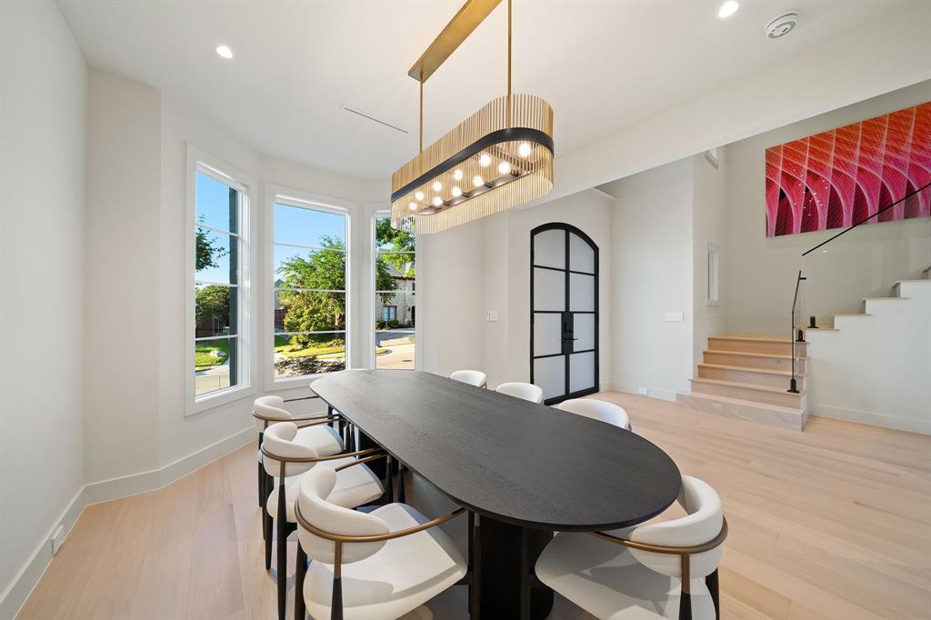 6912 CRYSTAL FALLS Drive