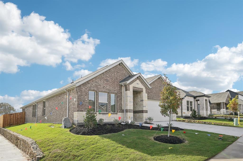 2100 Gustavus Drive
