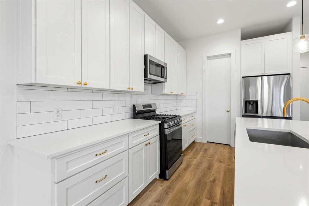 Mount Auburn - Residential Income