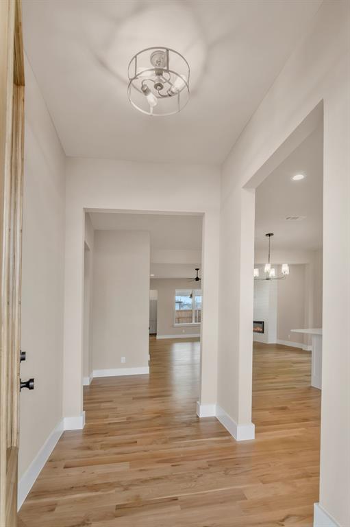 207 W 7th Street