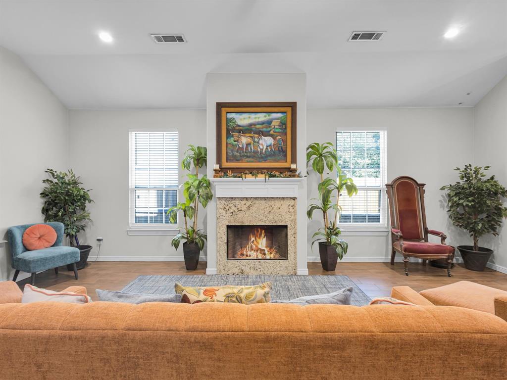 Legacy West Add - Residential Lease