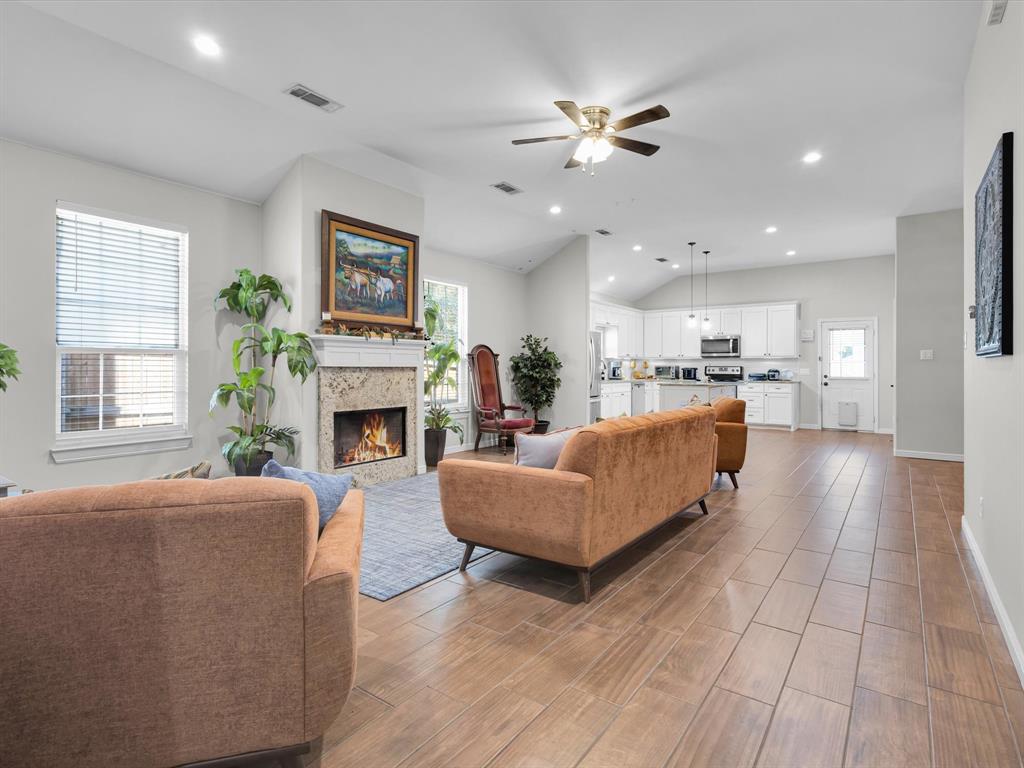 Legacy West Add - Residential Lease