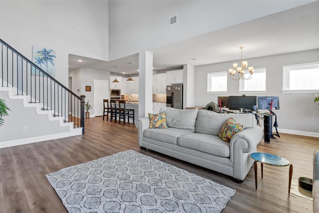 Tavolo Park - Residential Lease