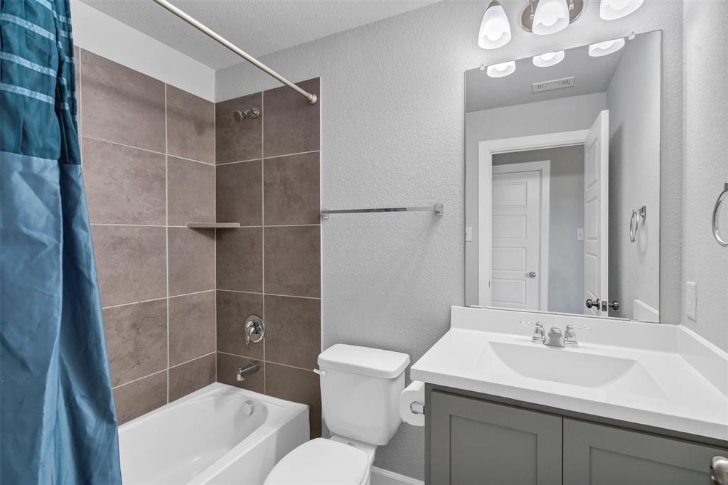 Tavolo Park - Residential Lease