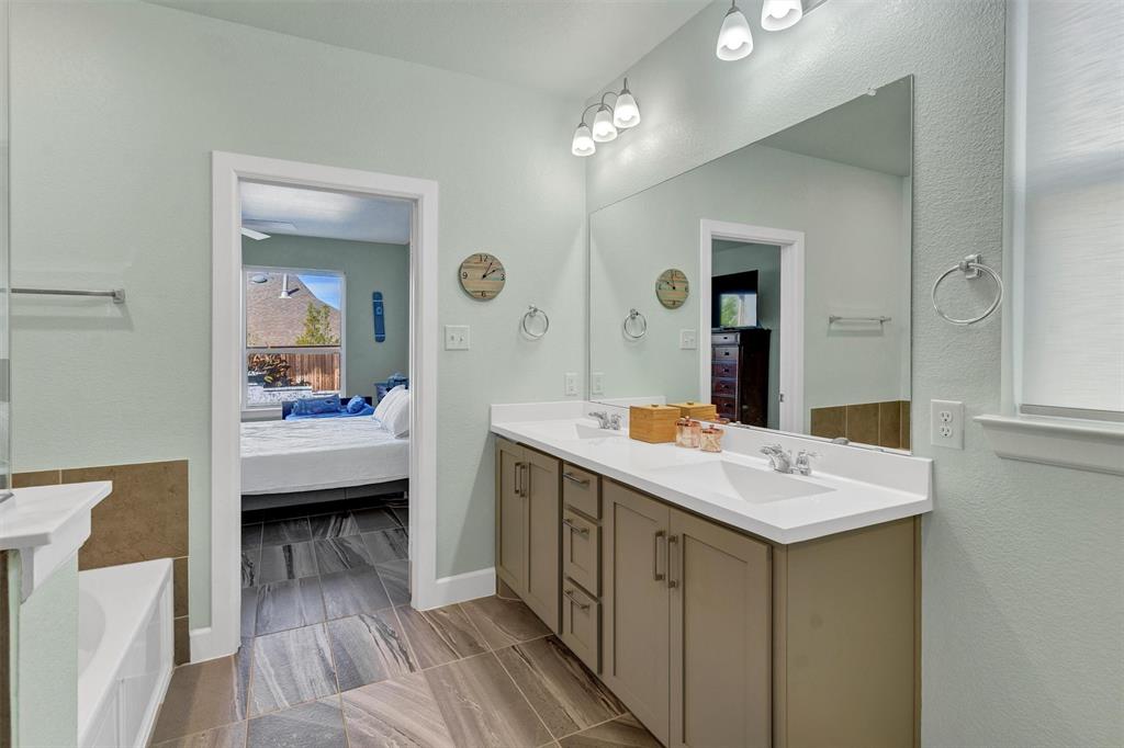 Tavolo Park - Residential Lease