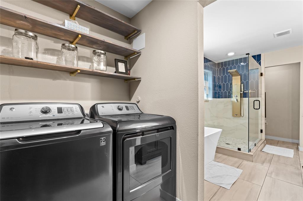 J Wilcox Surv Abs #1702 - Residential