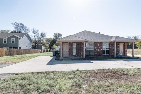 520 hWY 11 520 Tom Bean TX 75489