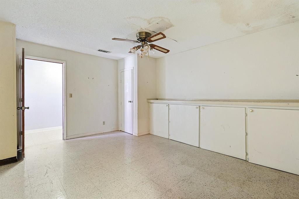 O.B. Dick Addition - Commercial Sale