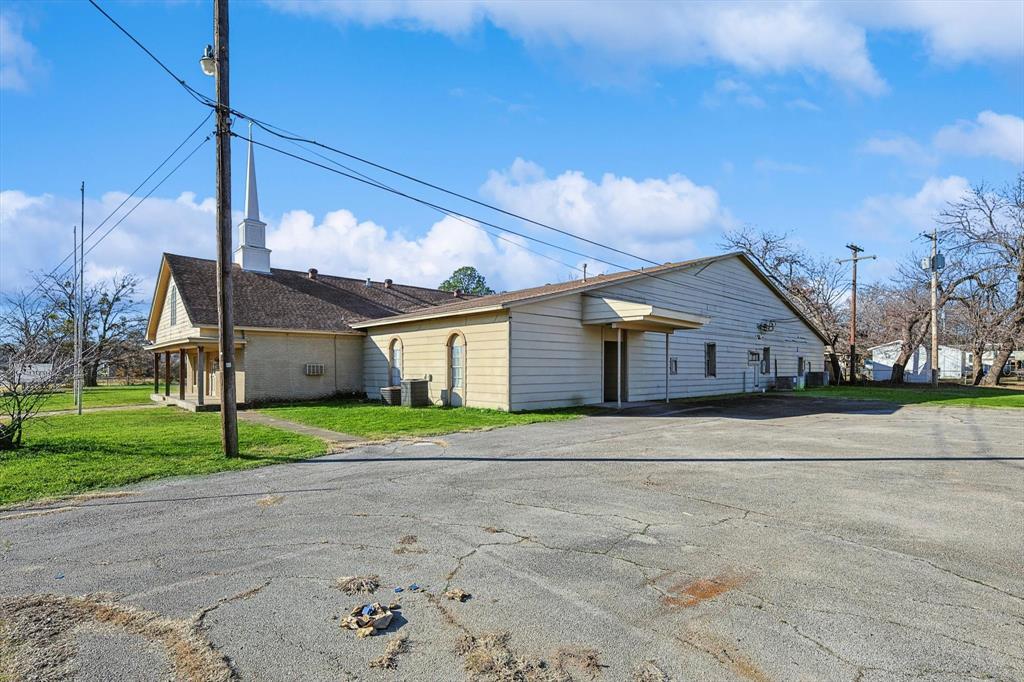 O.B. Dick Addition - Commercial Sale