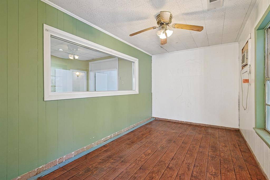 O.B. Dick Addition - Commercial Sale