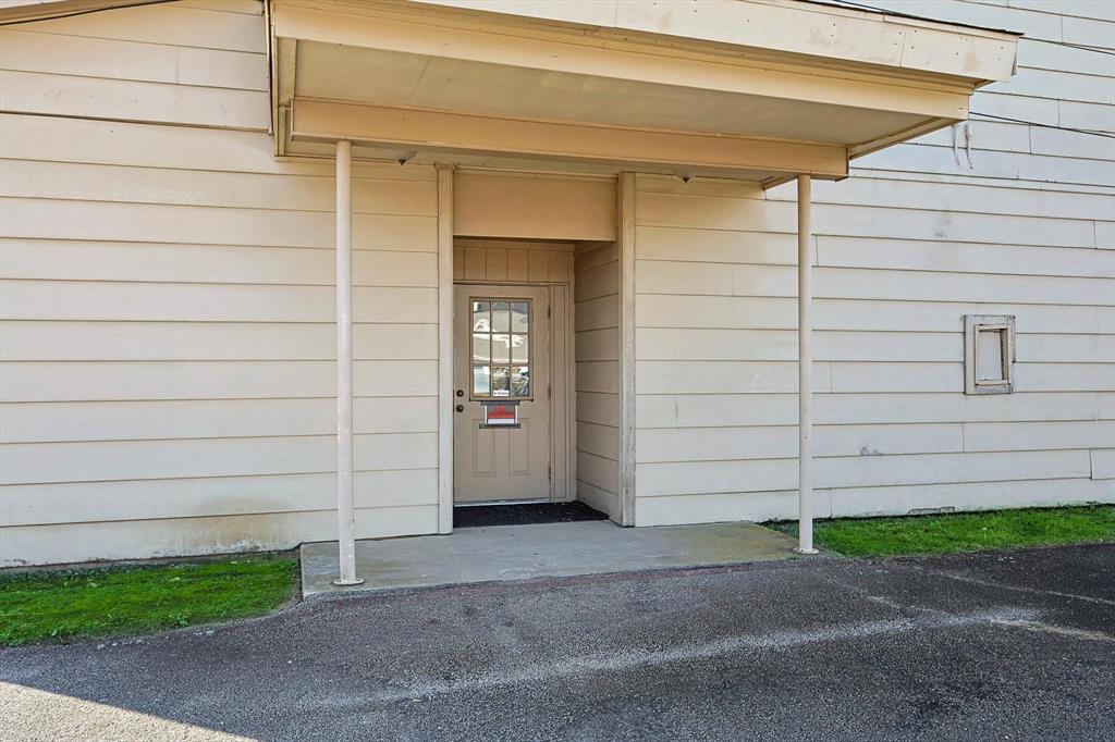 O.B. Dick Addition - Commercial Sale