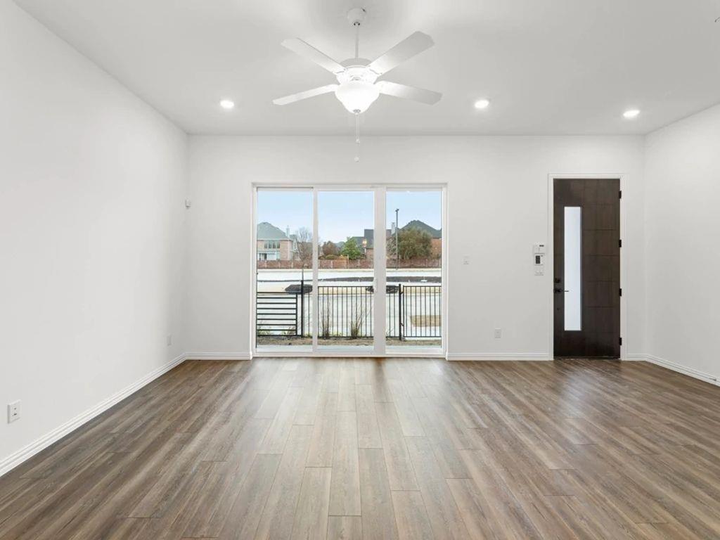 1204 Daybreak Drive