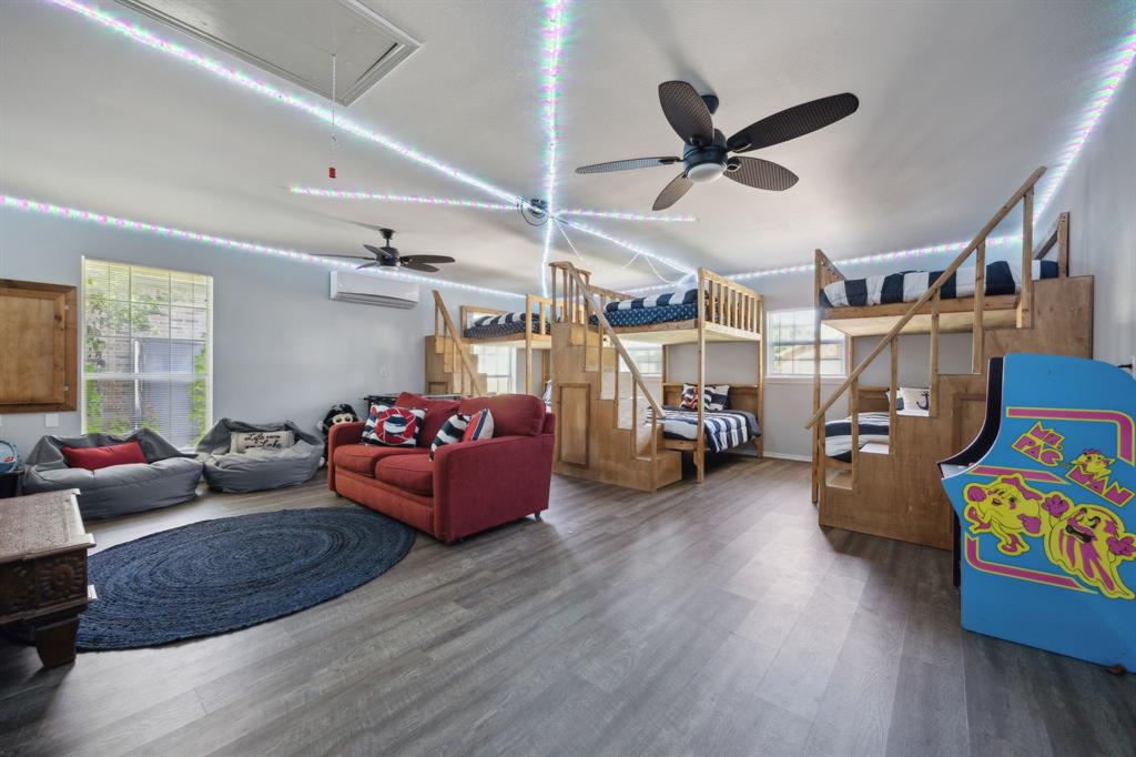 Sunset Shores - Residential