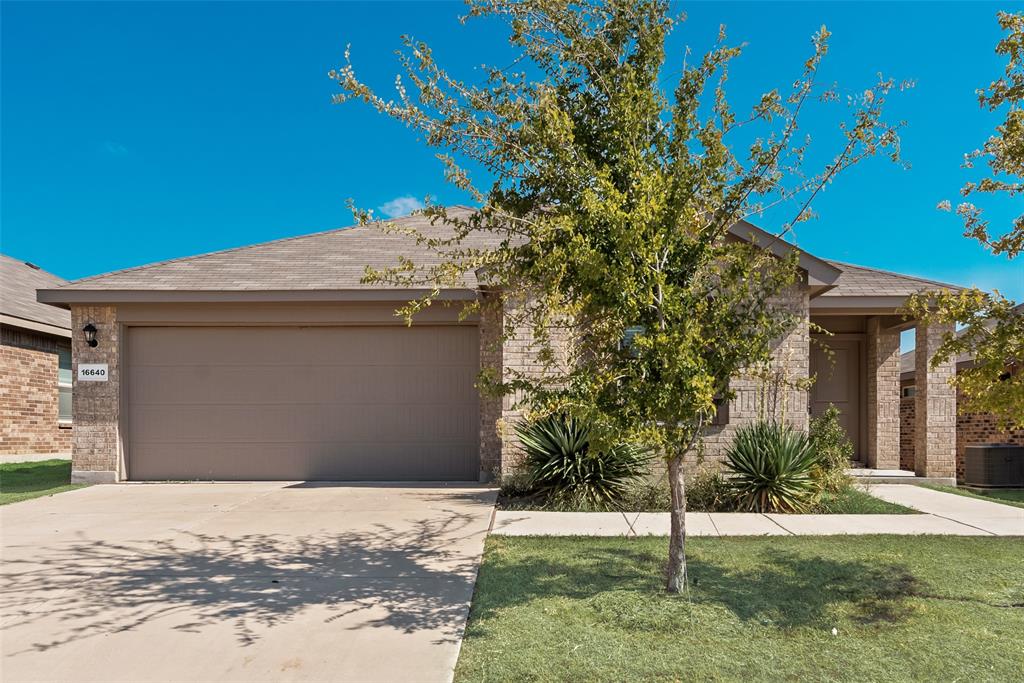 Liberty Trls Ph 3 - Residential Lease