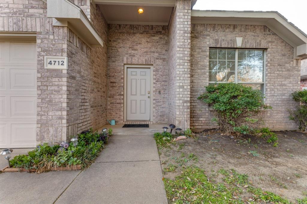 4712 Palm Ridge Drive