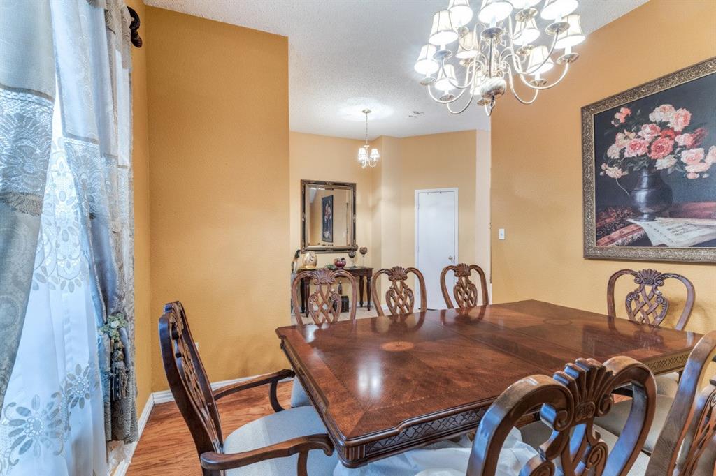 4712 Palm Ridge Drive