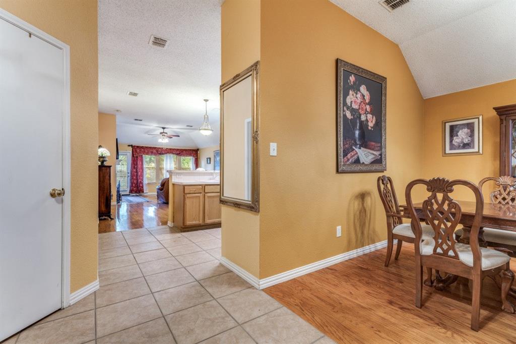 4712 Palm Ridge Drive