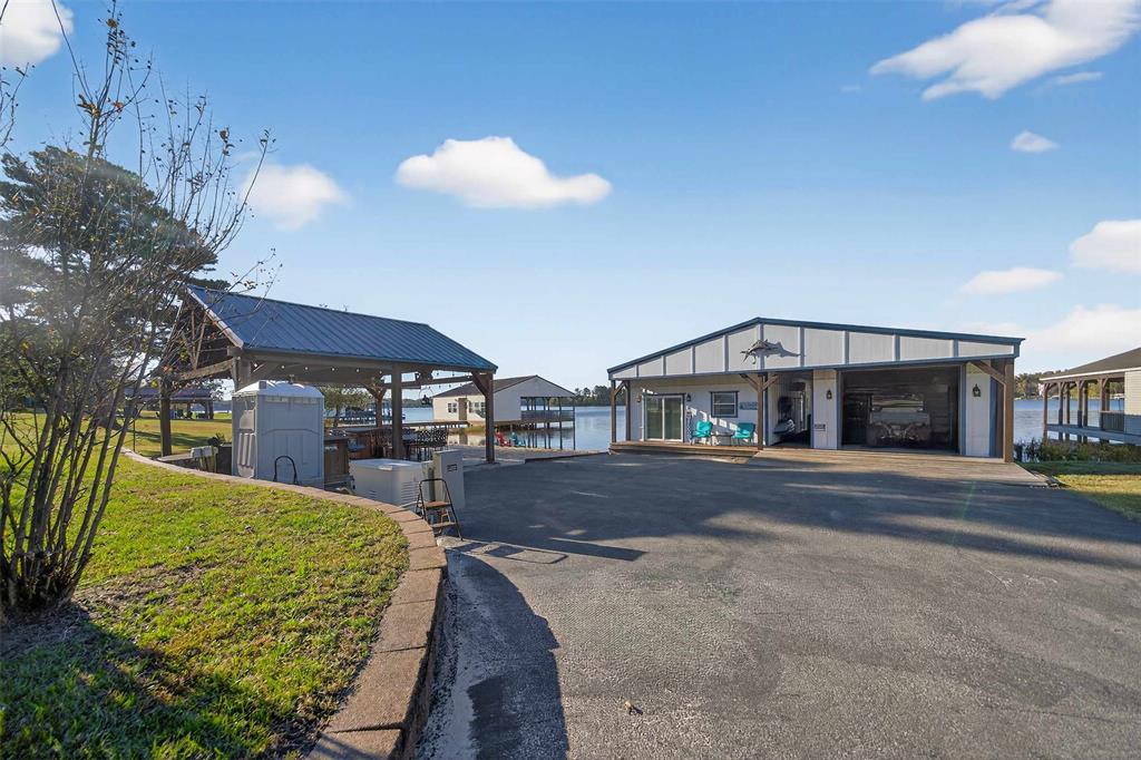 Crystal Sands - Residential