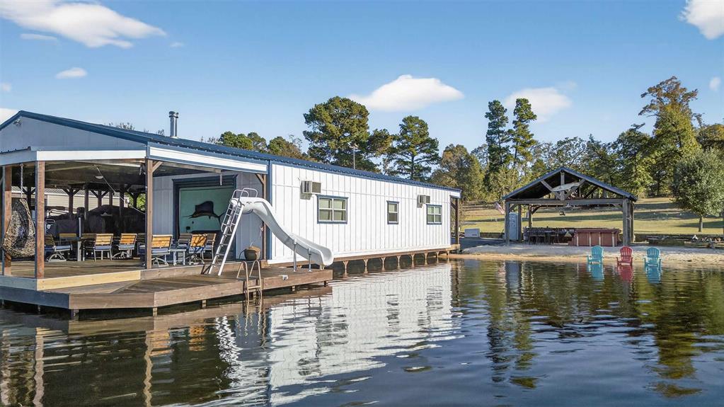 Crystal Sands - Residential