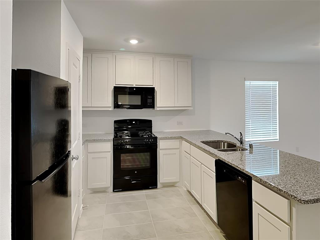 Eastland Ph 2a - Residential Lease