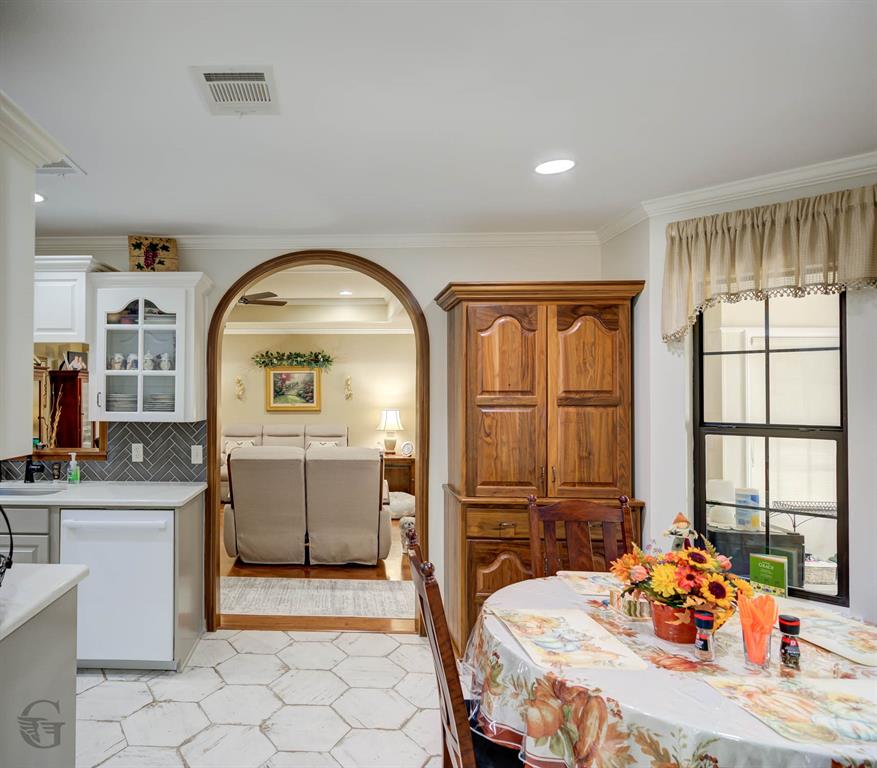 Woodlake South - Residential