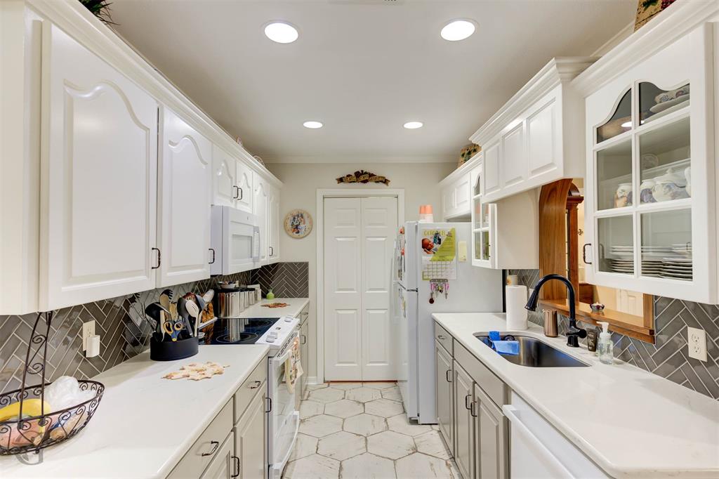 Woodlake South - Residential