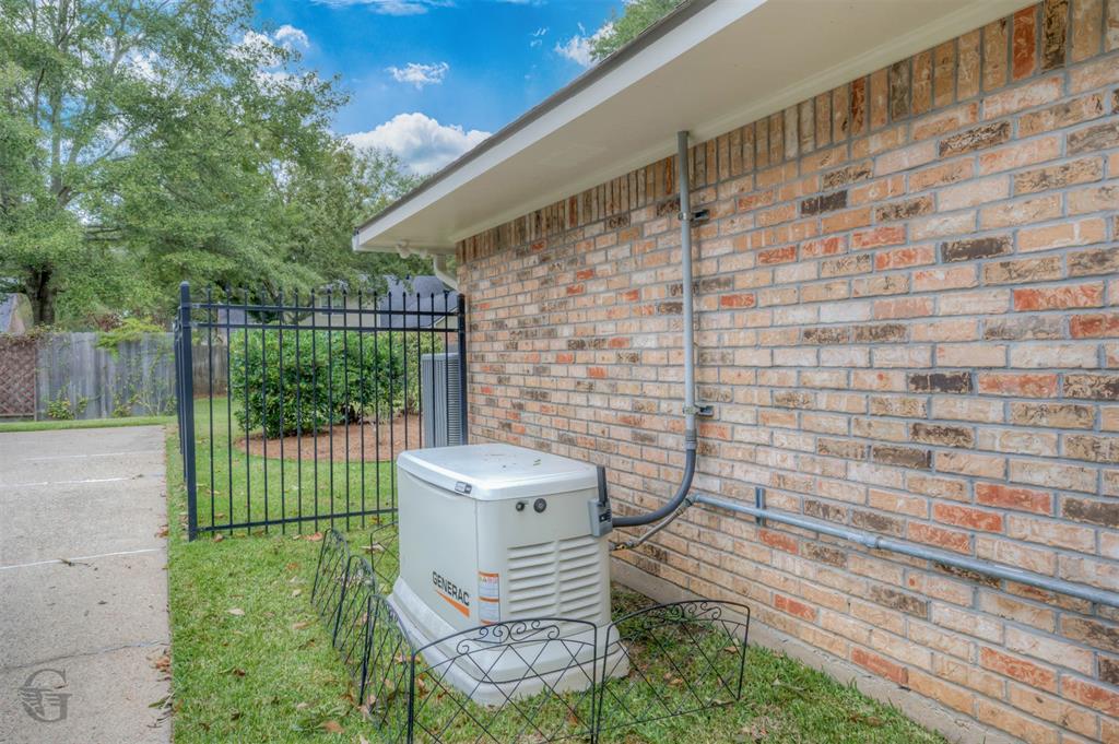 Woodlake South - Residential