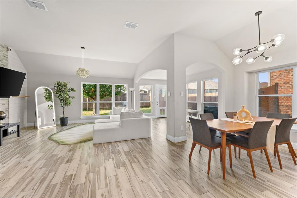 Oaks at North Lakeview Ph 1 - Residential