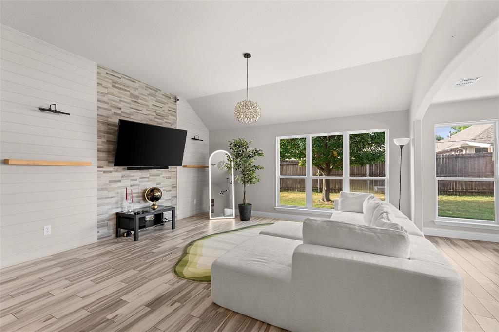 Oaks at North Lakeview Ph 1 - Residential