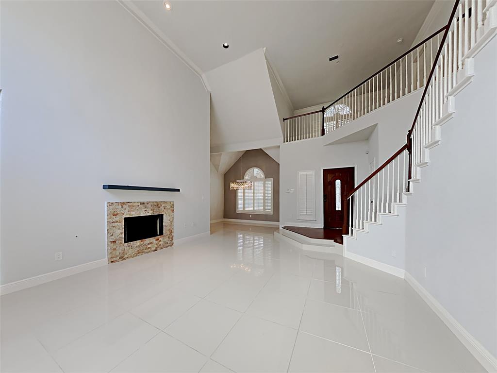 14620 Stratford Court