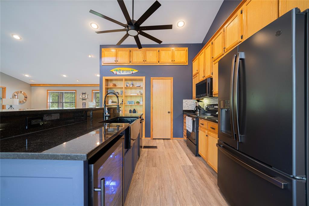 Thunderbird Point - Residential