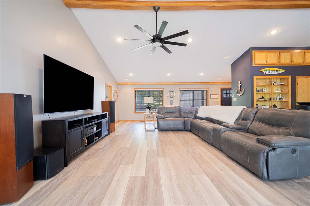 Thunderbird Point - Residential