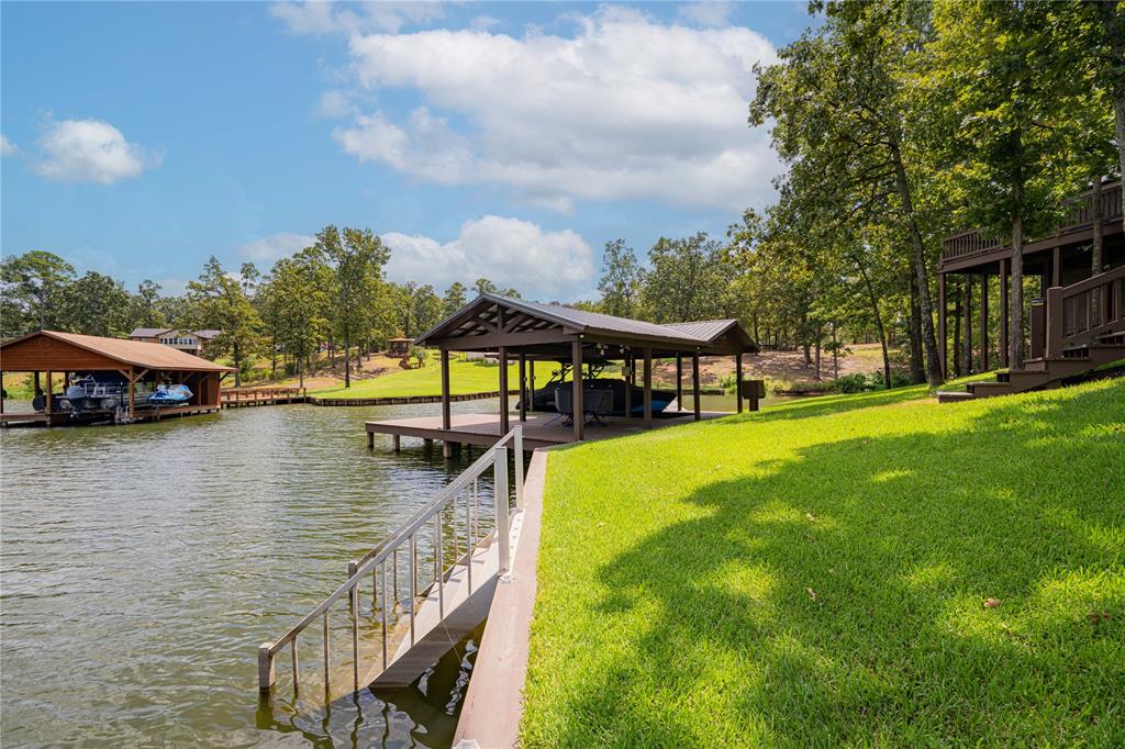 Thunderbird Point - Residential