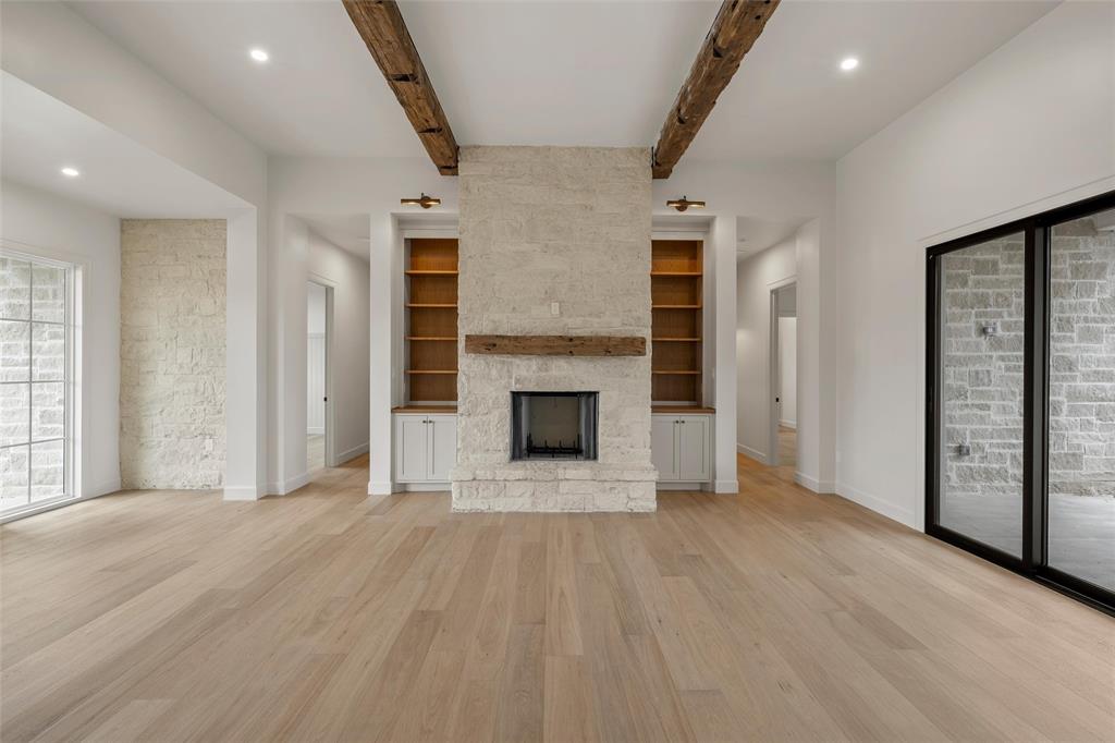 16 Independence Trail
