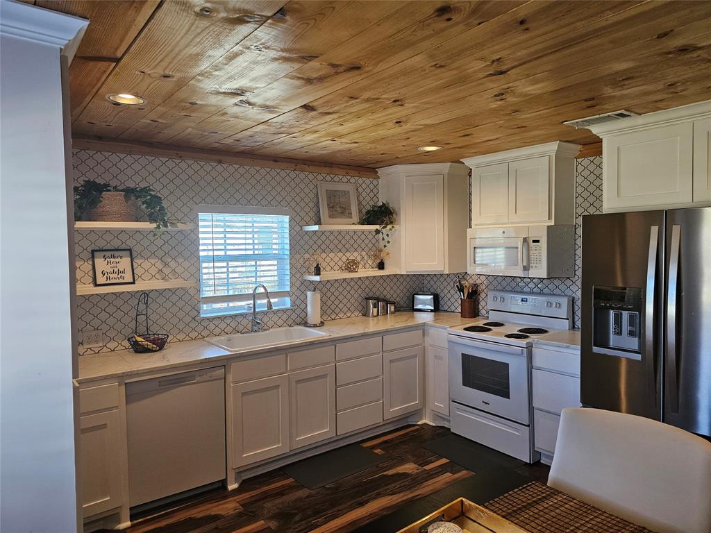 Woodland Hills - Residential