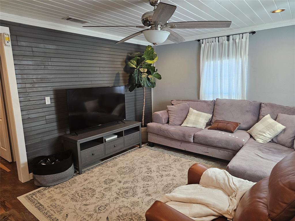 Woodland Hills - Residential