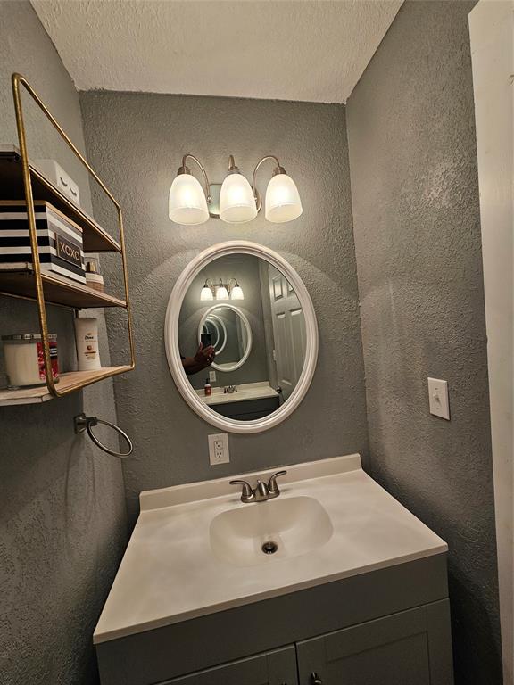 Woodland Hills - Residential