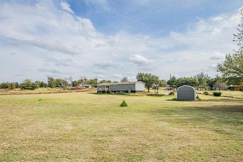 514 Blue Sky Court Springtown TX 76082