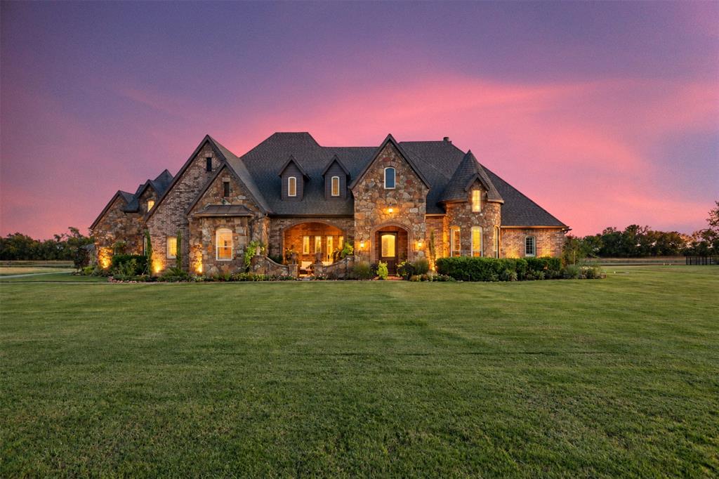 623 Calm Water Cove