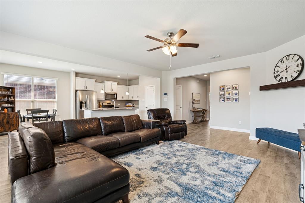 15812 Culford Lane
