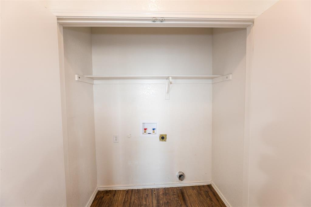 Hillside Oaks Ph 01 - Residential Lease