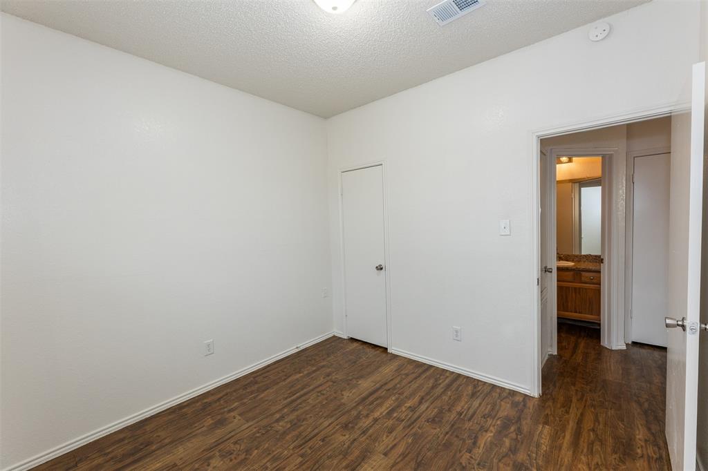 Hillside Oaks Ph 01 - Residential Lease