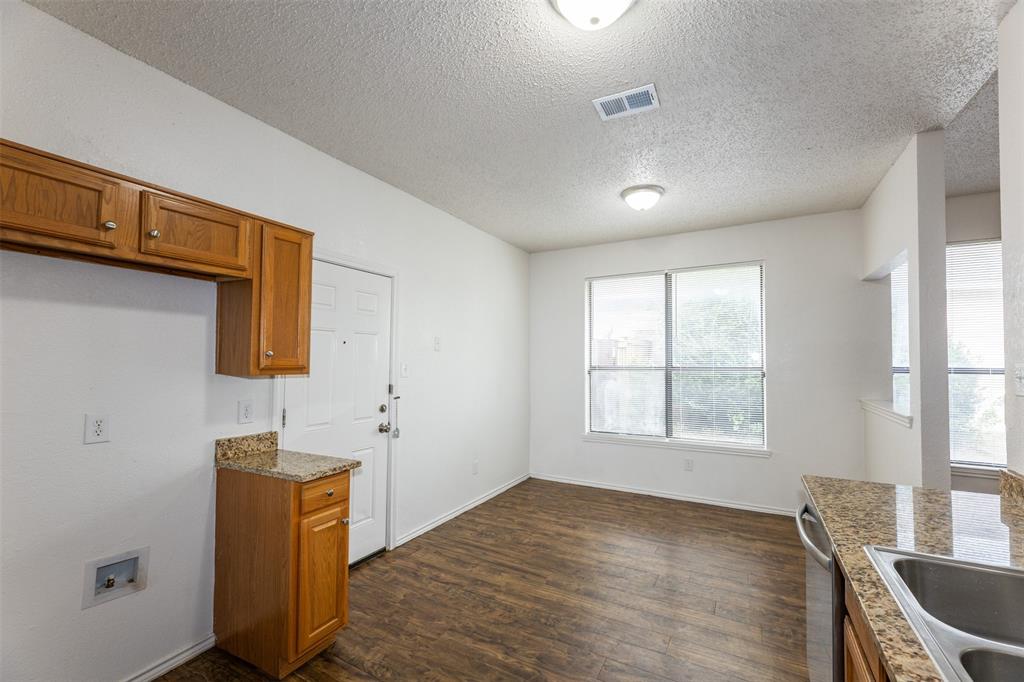 Hillside Oaks Ph 01 - Residential Lease