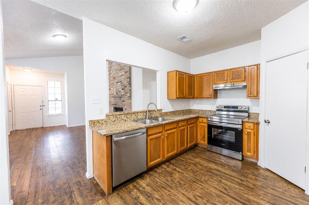 Hillside Oaks Ph 01 - Residential Lease