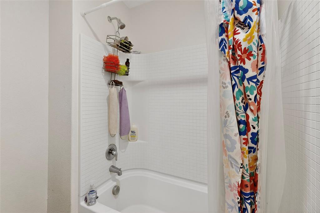 Chisholm Spgs Ph2 - Residential